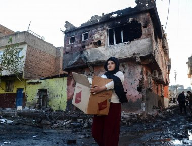 Τουρκία: Άντρες της Στρατοχωροφυλακής κατάσχουν κοπάδι από Κούρδους κτηνοτρόφους (βίντεο)